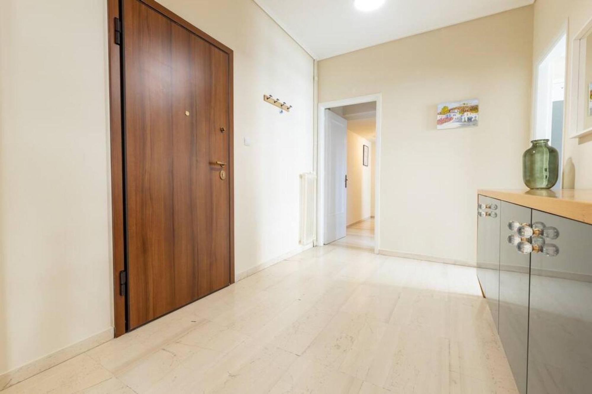 Amfitritis Family Lux Apartment At Palaio Faliro Athen Eksteriør billede