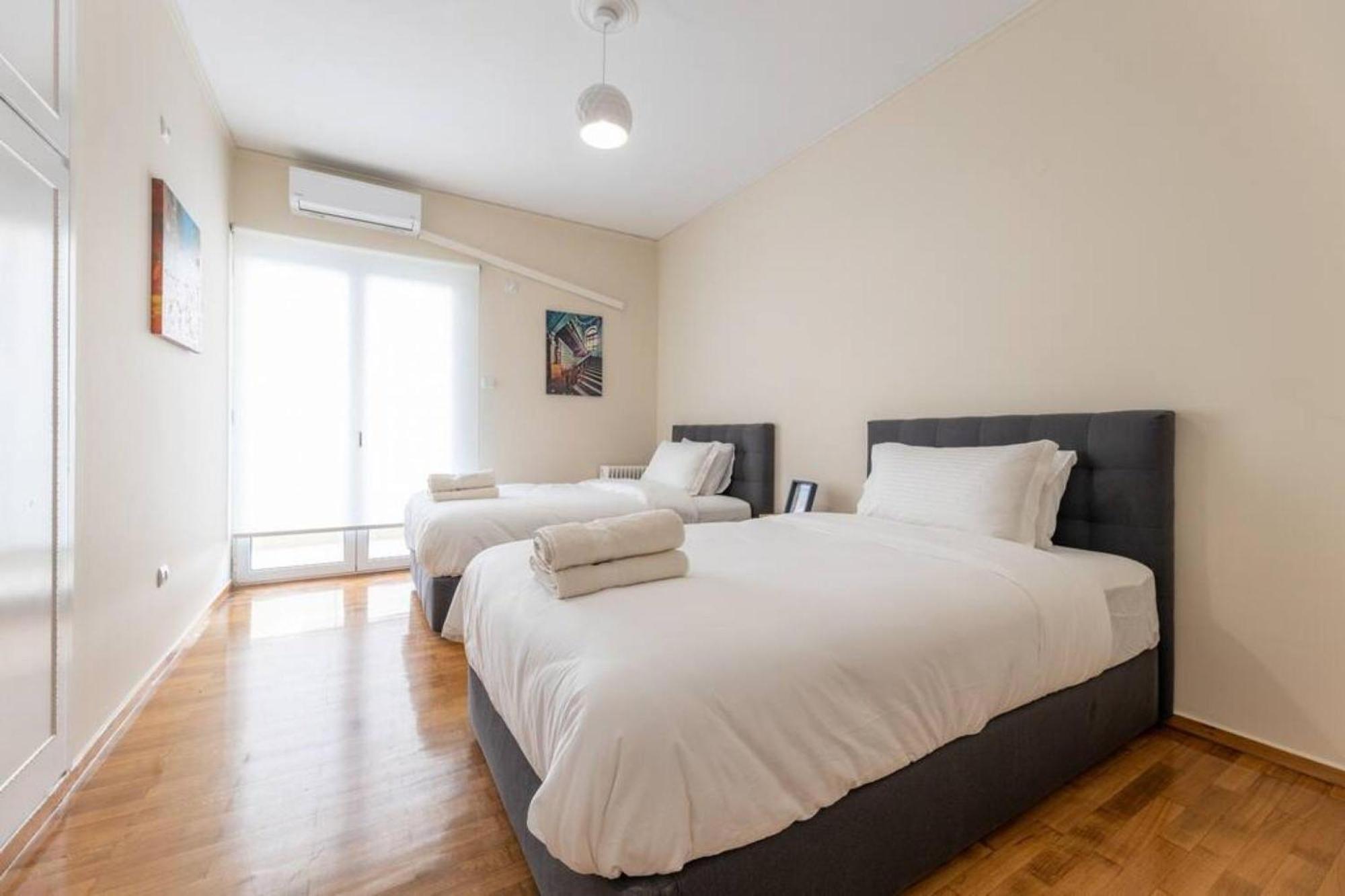 Amfitritis Family Lux Apartment At Palaio Faliro Athen Eksteriør billede